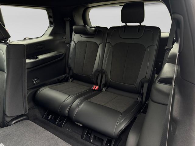 2026 Jeep Grand Cherokee L Altitude 4x4