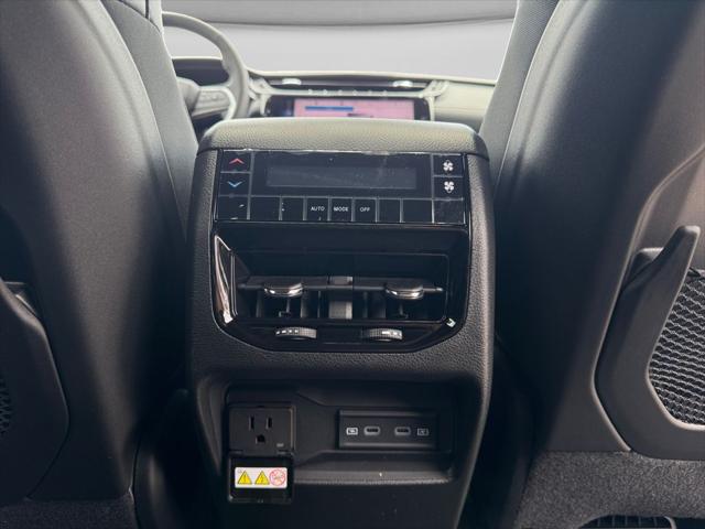 2026 Jeep Grand Cherokee L Altitude 4x4