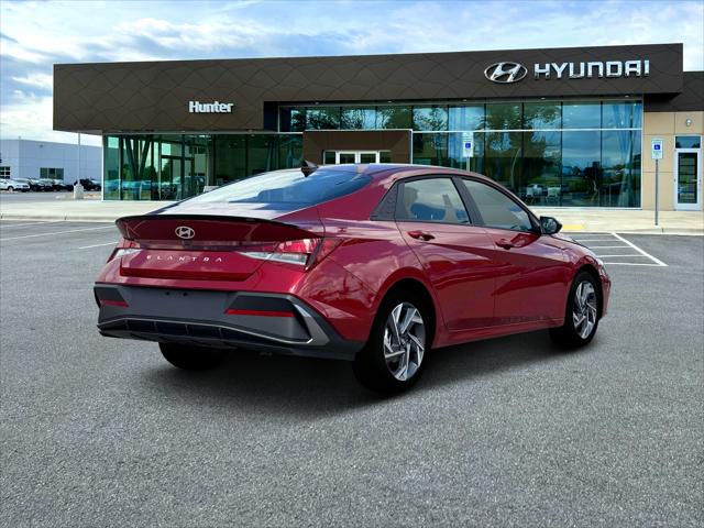 2025 Hyundai Elantra SEL Sport