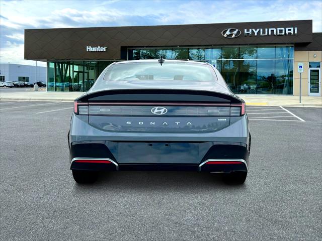 2025 Hyundai Sonata Hybrid SEL