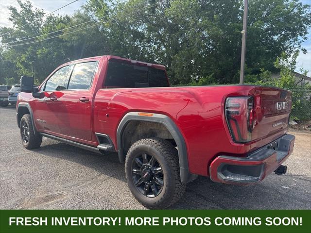 2026 GMC Sierra 2500HD Crew Cab, Standard Bed, AT4, 4WD
