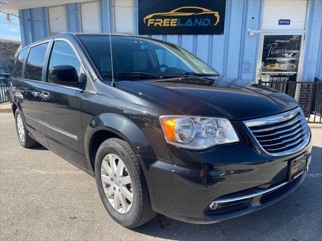 2015 Chrysler Town & Country Touring for sale in Waukesha, WI