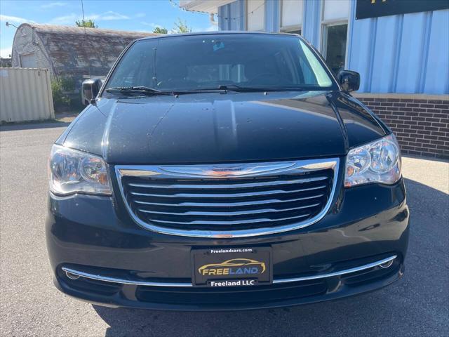 2015 Chrysler Town & Country Touring