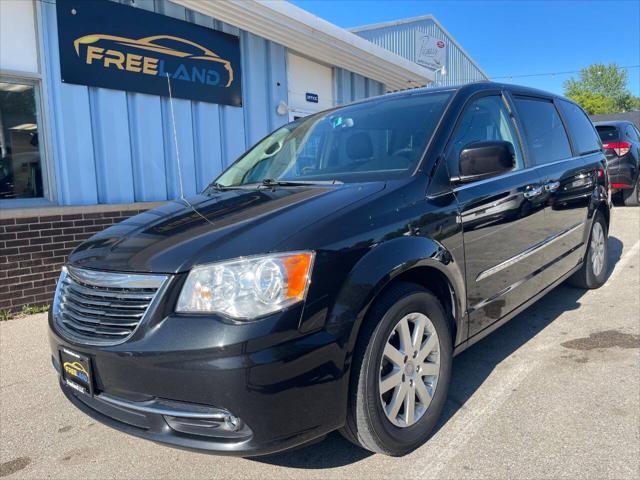 2015 Chrysler Town & Country Touring