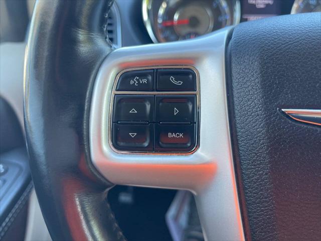 2015 Chrysler Town & Country Touring