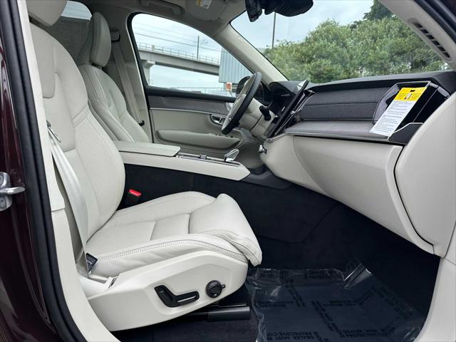2026 Volvo XC90 Plug-In Hybrid Ultra, T8 AWD, Electric/Gasoline, Bright, 6 Seats