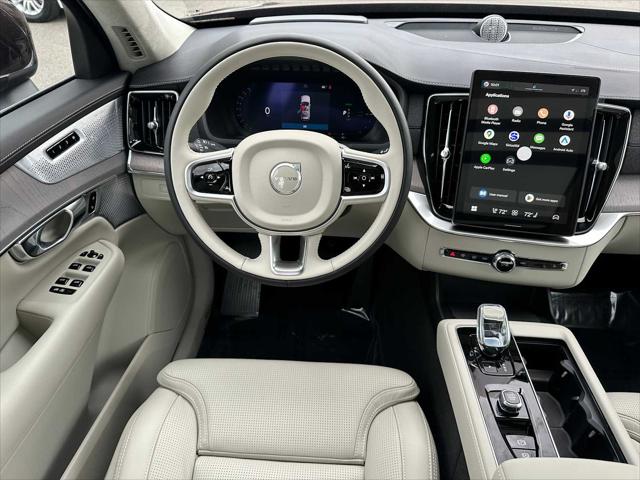 2026 Volvo XC90 Plug-In Hybrid Ultra, T8 AWD, Electric/Gasoline, Bright, 6 Seats