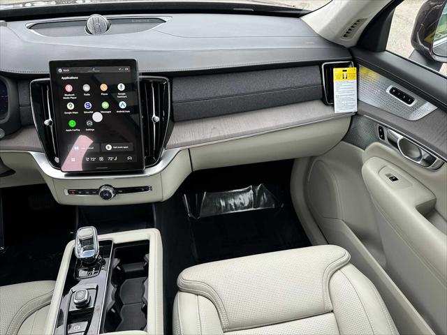 2026 Volvo XC90 Plug-In Hybrid Ultra, T8 AWD, Electric/Gasoline, Bright, 6 Seats
