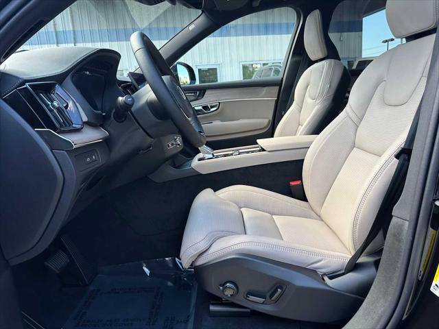 2026 Volvo XC90 Plug-In Hybrid Ultra Dark Theme, T8 AWD, Electric/Gasoline, 7 Seats