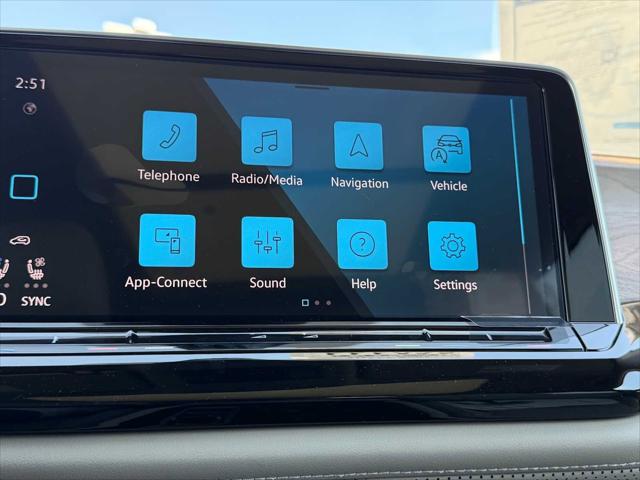 2026 Volkswagen Atlas SE with Technology