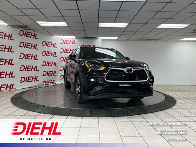 2023 Toyota Highlander XLE for sale near Massillon, OH
