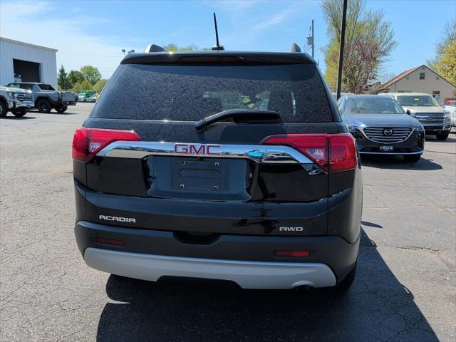 2017 GMC Acadia SLE-2