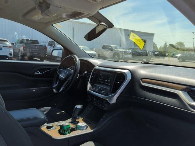 2017 GMC Acadia SLE-2