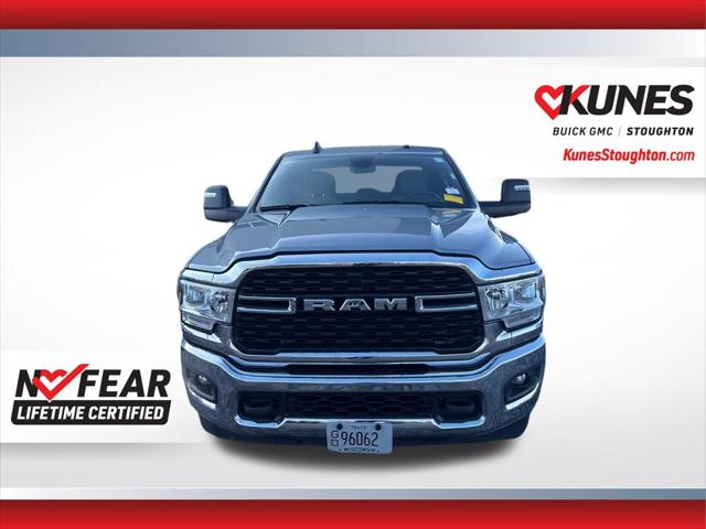 2024 Ram 3500 Big Horn Crew Cab 4x4 8' Box
