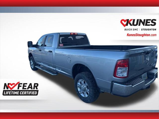 2024 Ram 3500 Big Horn Crew Cab 4x4 8' Box
