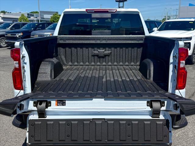 2026 Chevrolet Silverado 1500 4WD Crew Cab Short Bed LTZ