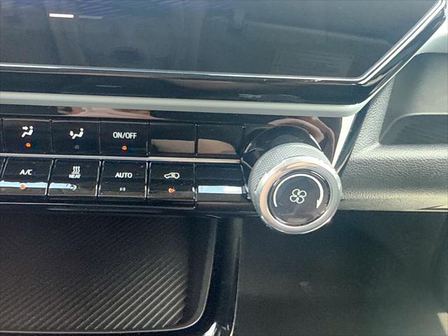 2027 Chevrolet Bolt LT FWD