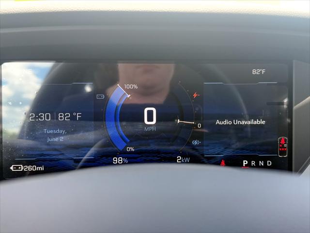2027 Chevrolet Bolt LT FWD
