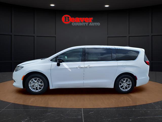 2027 Chrysler Pacifica PACIFICA LX 2027 Chrysler Pacifica PACIFICA LX