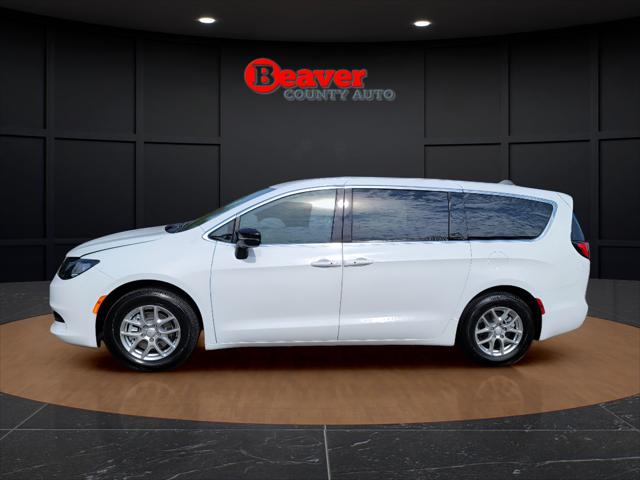 2027 Chrysler Pacifica PACIFICA LX 2027 Chrysler Pacifica PACIFICA LX
