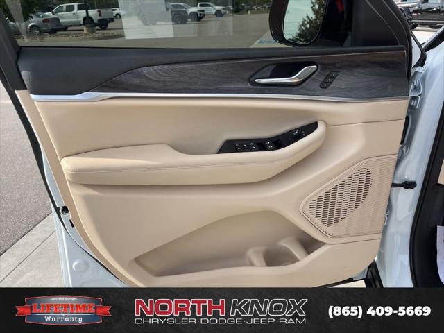 2025 Jeep Grand Cherokee L Limited 4x4