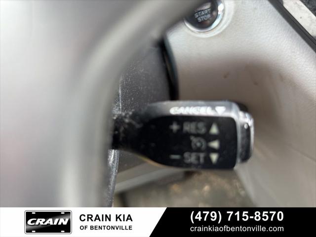 2017 Toyota Sienna XLE 8 Passenger
