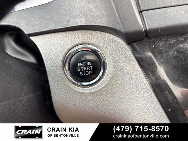 2017 Toyota Sienna XLE 8 Passenger