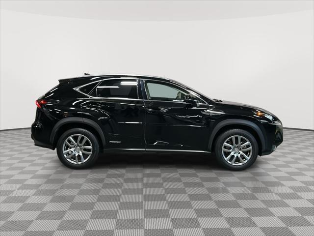 2016 Lexus NX 300h Luxury