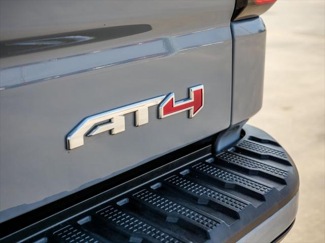 2024 GMC Sierra 1500 4WD Crew Cab Short Box AT4