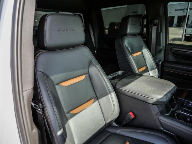 2024 GMC Sierra 1500 4WD Crew Cab Short Box AT4