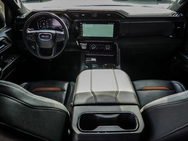 2024 GMC Sierra 1500 4WD Crew Cab Short Box AT4