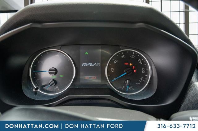 2022 Toyota RAV4 Hybrid XLE