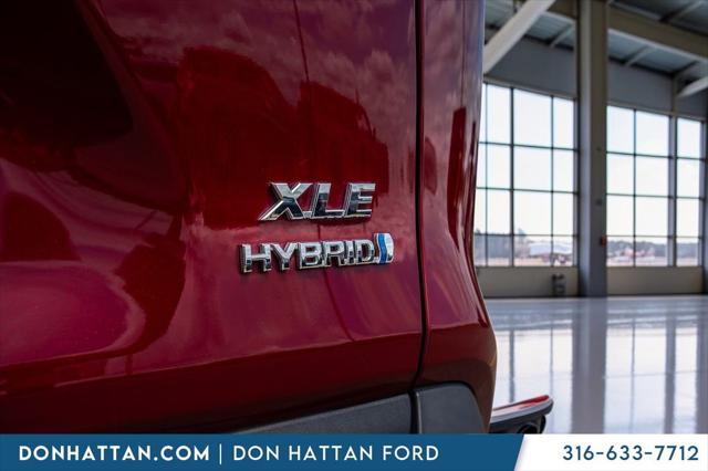 2022 Toyota RAV4 Hybrid XLE