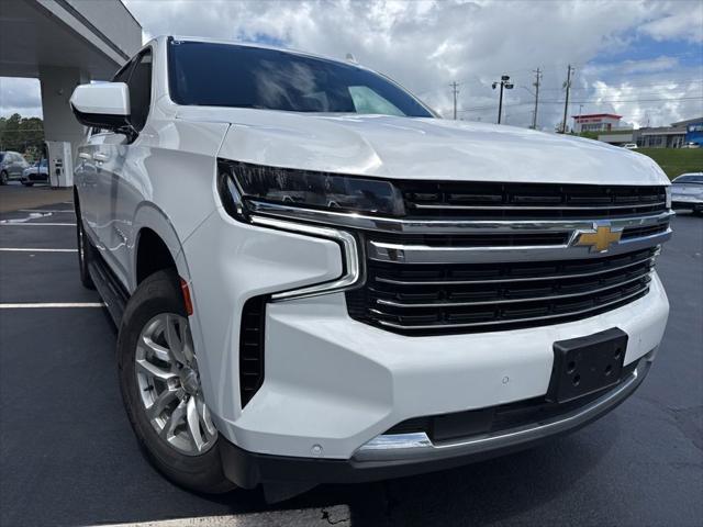 2023 Chevrolet Suburban 4WD LT