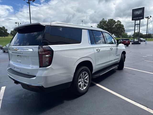 2023 Chevrolet Suburban 4WD LT