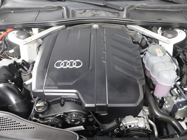2023 Audi A4 Premium Plus 45 TFSI S line quattro S tronic