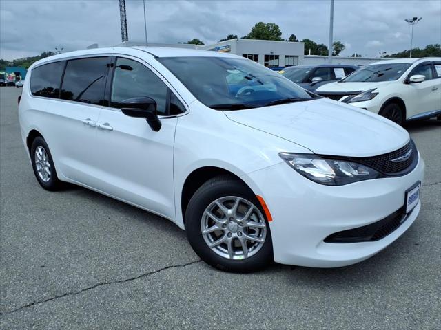 2027 Chrysler Pacifica PACIFICA LX