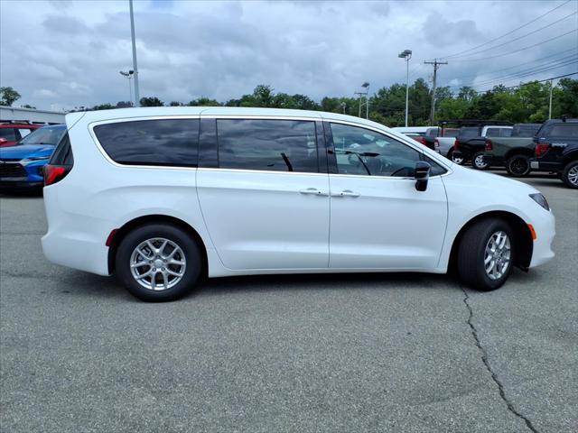 2027 Chrysler Pacifica PACIFICA LX