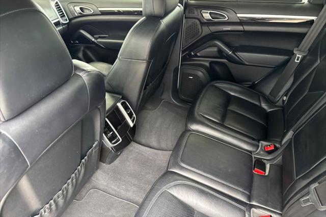 2018 Porsche Cayenne Unknown