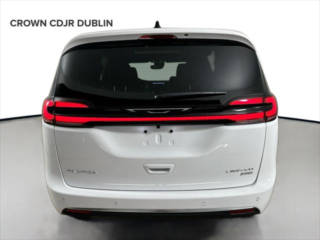 2027 Chrysler Pacifica Limited