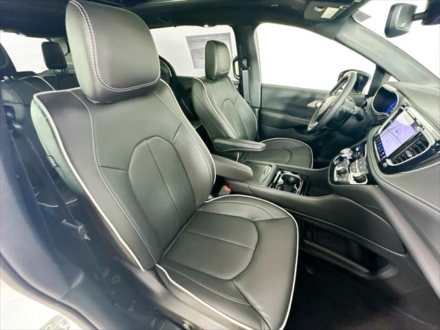 2027 Chrysler Pacifica Limited