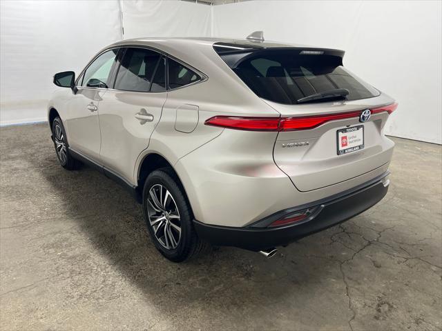 2024 Toyota Venza LE