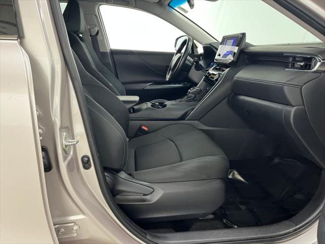 2024 Toyota Venza LE