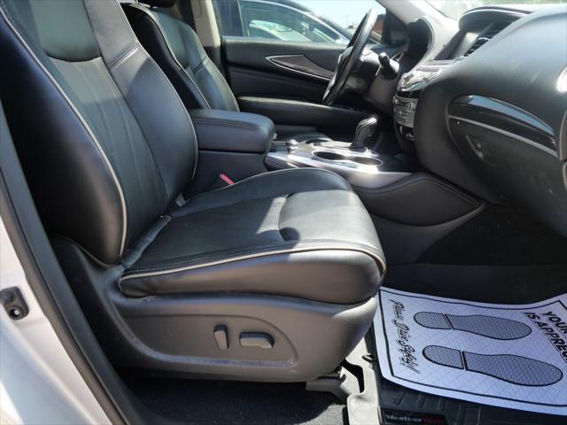 2017 INFINITI QX60 Base