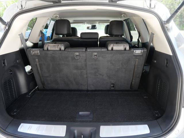 2017 INFINITI QX60 Base