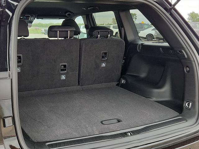 2026 Jeep Grand Cherokee Laredo 4x2