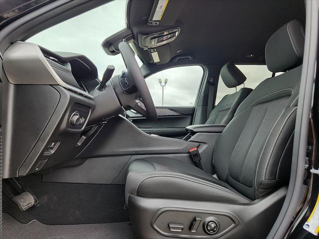 2026 Jeep Grand Cherokee Laredo 4x2