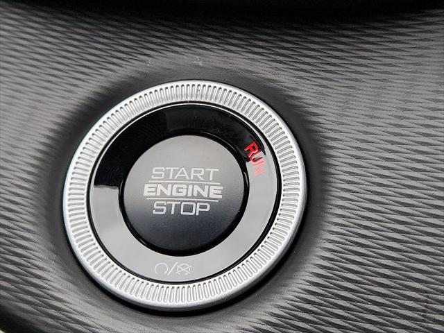 2026 Jeep Grand Cherokee Laredo 4x2