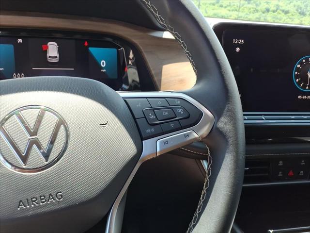 2024 Volkswagen Atlas 2.0T SE w/Technology