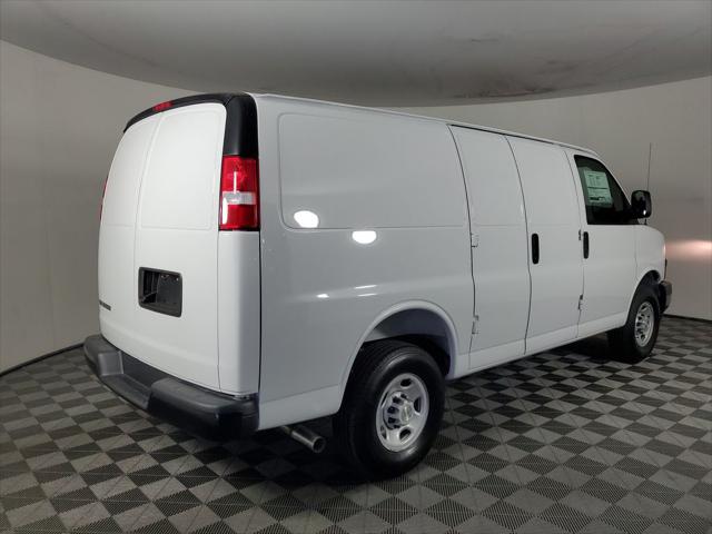 2026 Chevrolet Express Cargo Van 2500 Regular Wheelbase, WT, RWD